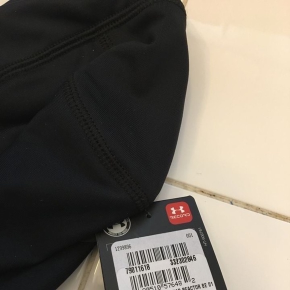 BRAND NEW women under armour coldgear beanie (with earbud inserts) - Picture 7 of 7